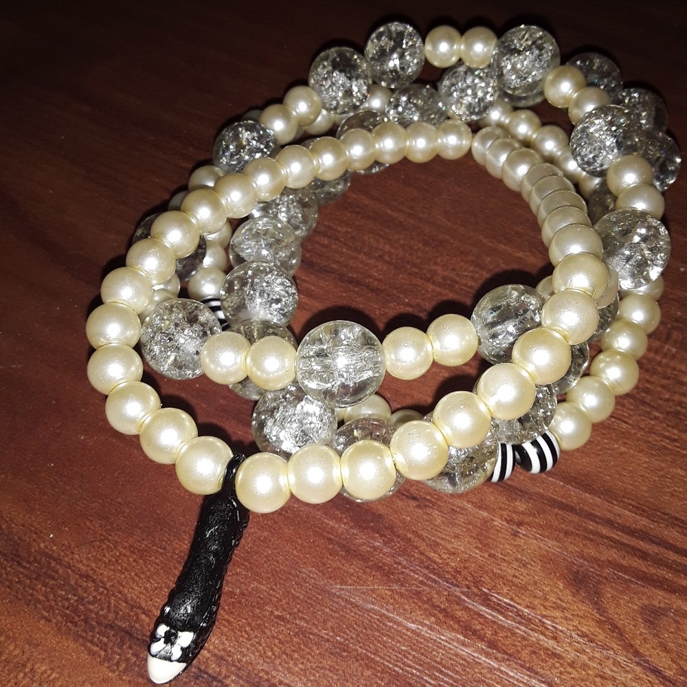 3/$10 😎 6/$15 Handmade Beaded Bracelet